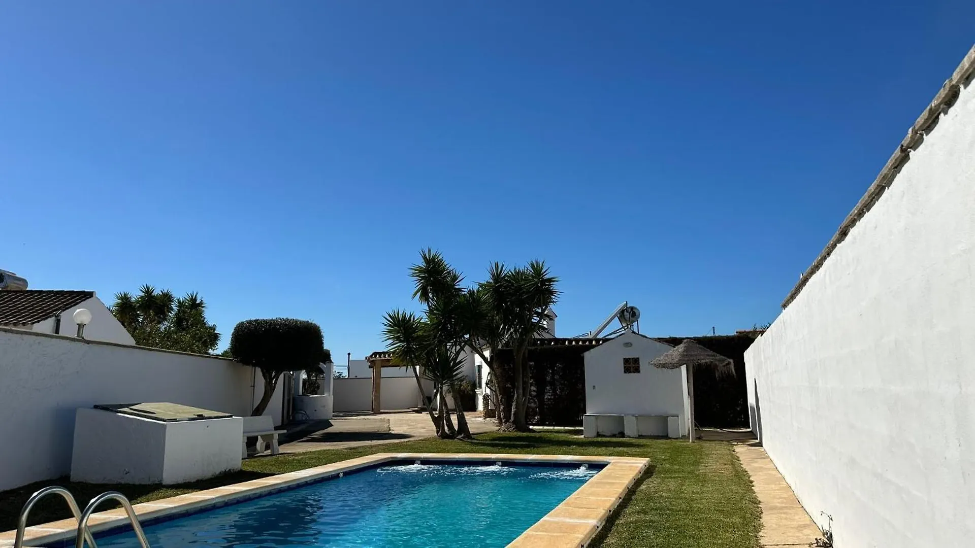 Vivienda Rural Atlantico Sur & Familias Guest House Conil De La Frontera Country house
