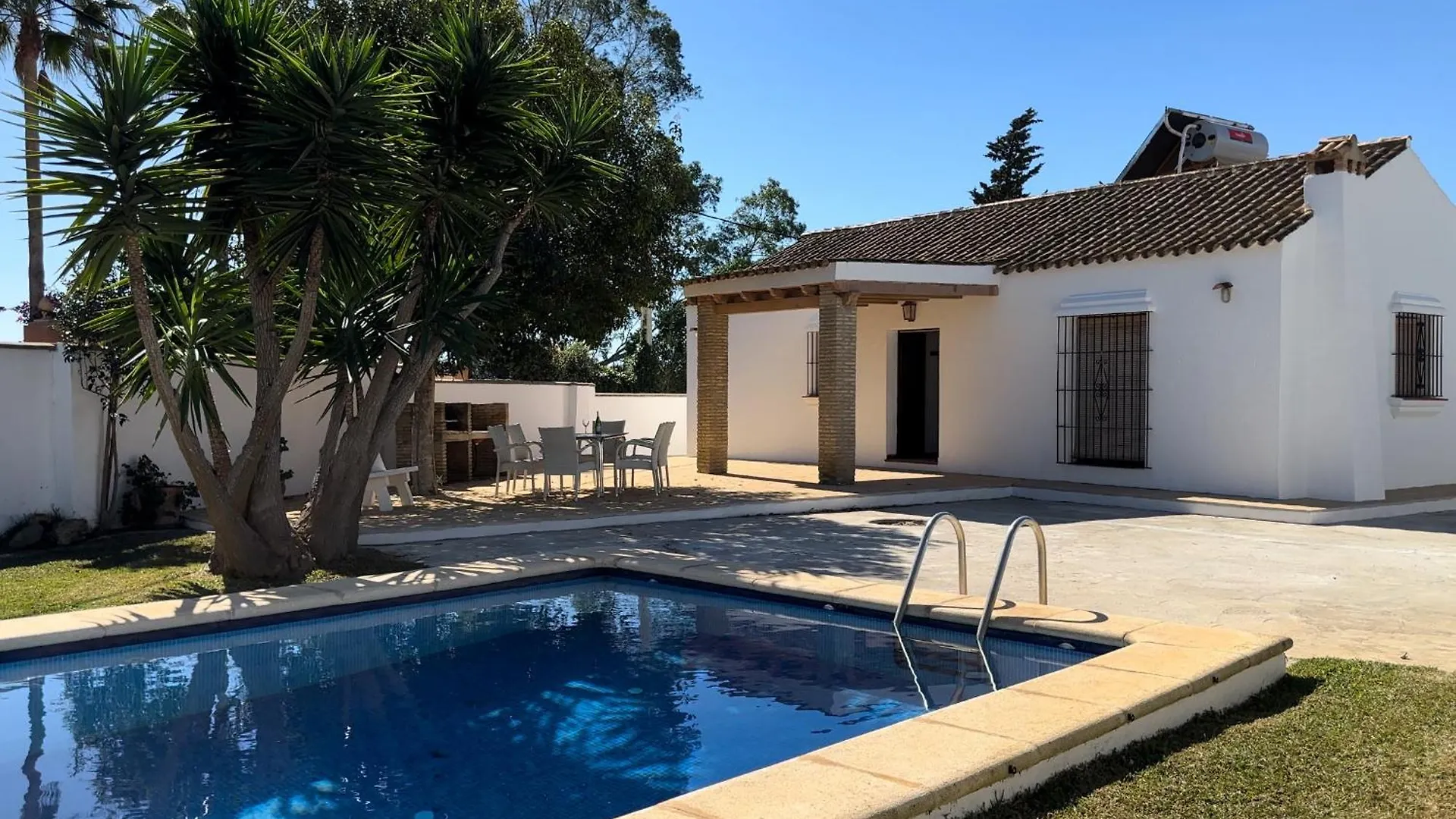 Vivienda Rural Atlantico Sur & Familias Guest House Conil De La Frontera