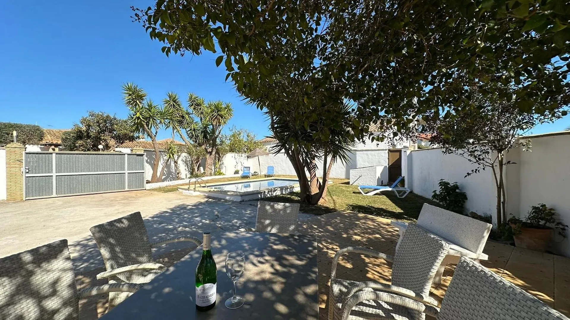Country house Vivienda Rural Atlantico Sur & Familias Guest House Conil De La Frontera