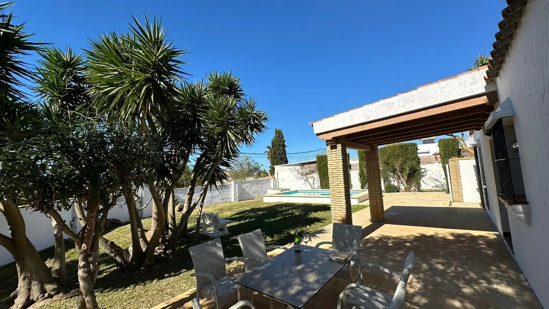 Vivienda Rural Atlantico Sur & Familias Guest House Conil De La Frontera 0*,