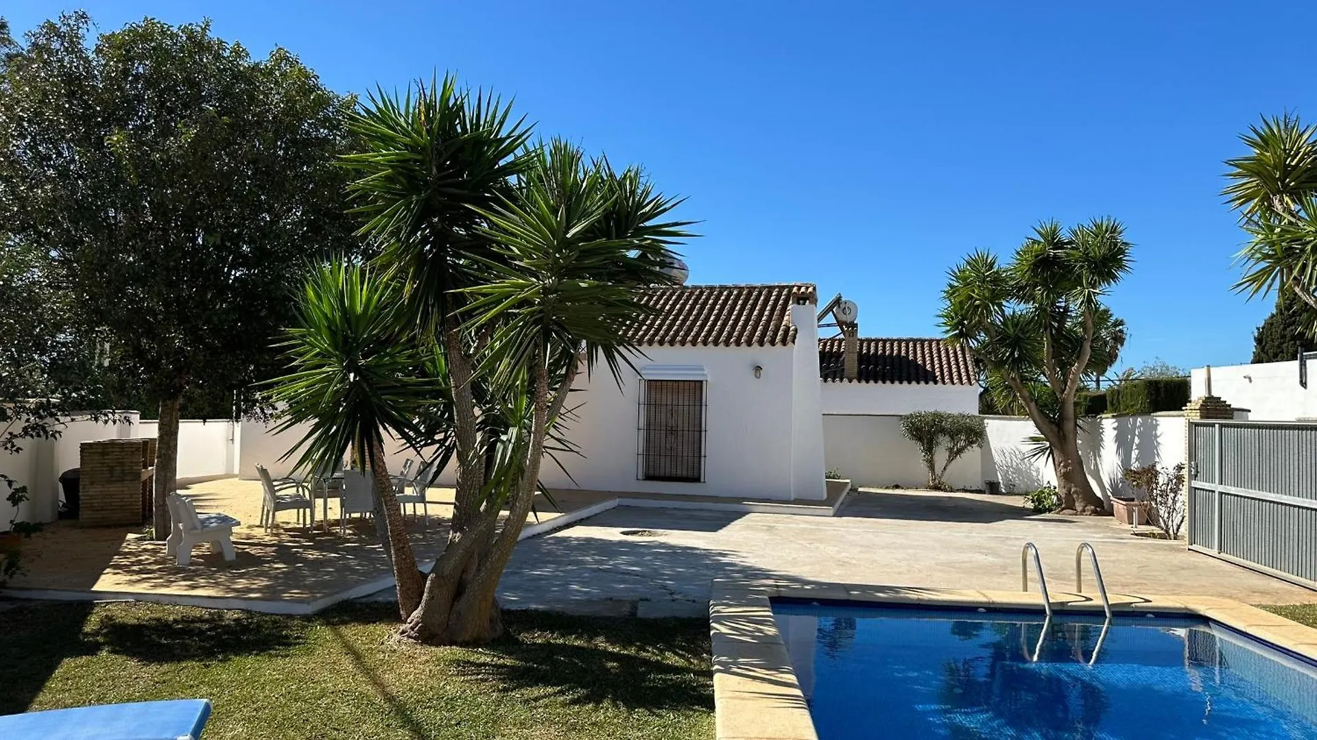 Country house Vivienda Rural Atlantico Sur & Familias Guest House Conil De La Frontera Spain